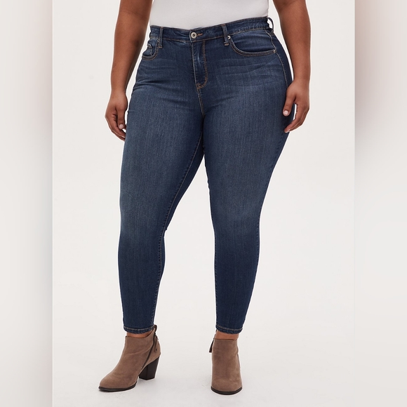 torrid Denim - Torrid Bombshell Sky High Skinny Jeans High Waisted Rise Dark Wash Denim Stretch